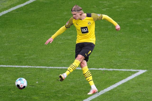 竞争激烈的 竞争激烈的